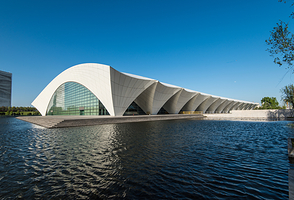 浦发银行东方体育中心