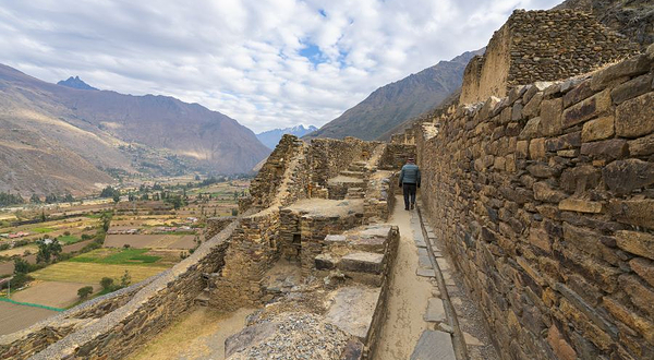 奥扬泰坦博考古遗址