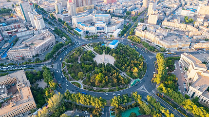 人民广场第 1 张图片