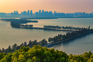 东湖生态旅游风景区