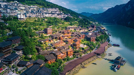 龚滩古镇乌江画廊第 1 张图片