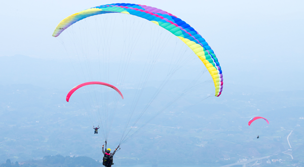 重庆市龙登山滑翔伞基地