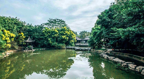 深圳国际园林花卉博览园-揽翠湖