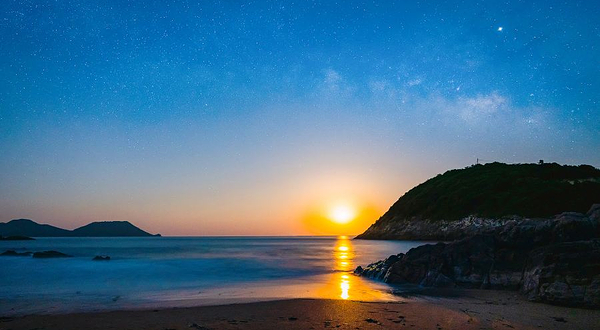 东旦时尚运动海滩