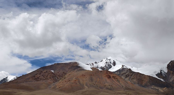 夏岗江雪山观景台