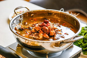 雅安智选假日酒店·智空间餐厅