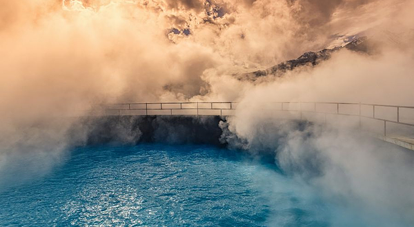 羊八井地热温泉度假村