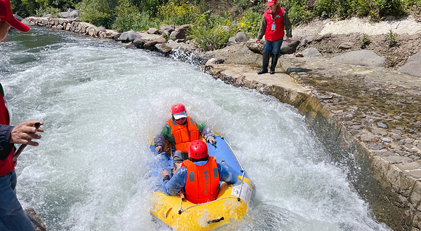 皖南大峡谷激情漂流