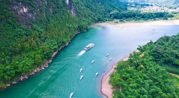 漓江兴坪段游船