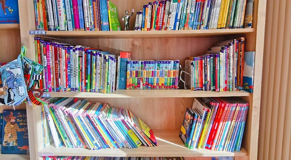 书与曲奇阅读馆