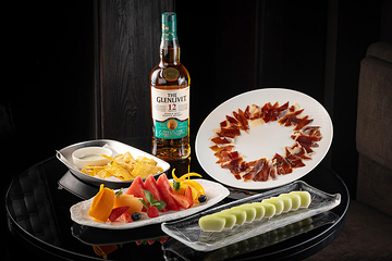 深圳康莱德酒店·徊Collective Bar&Grill第 4 张图片