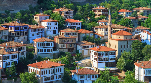 萨夫兰博卢住宅