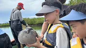 陵水疍家鱼排海钓俱乐部