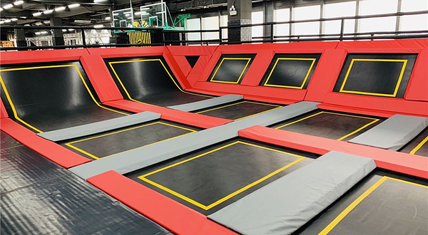 零重力蹦床空间·滑梯·海洋球·团建(奥特莱斯店)