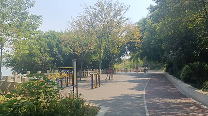 东河公园第 1 张图片