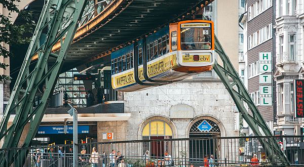 伍珀塔尔悬空缆车