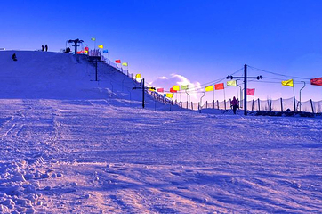 鸣翠湖滑雪场第 1 张图片