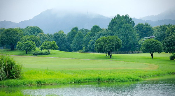 西湖国际高尔夫球场