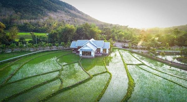 Phounsouk Garden (ສວນພູນສຸກ)