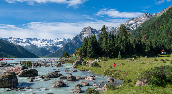 玉龙拉措景区
