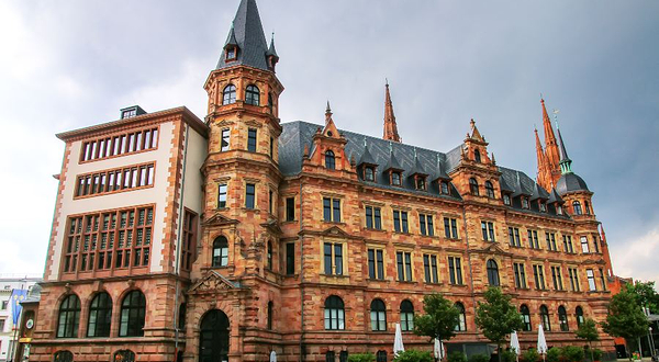 威斯巴登新市政厅