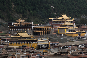 贡巴寺第 6 张图片