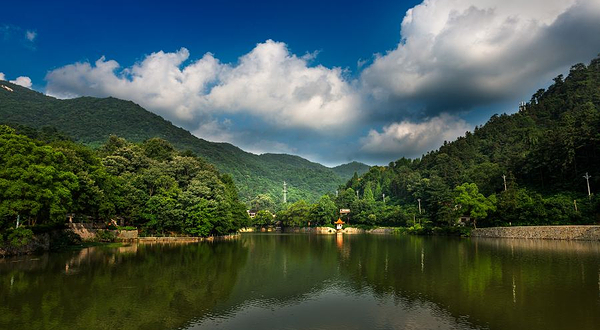 高贵三潭风景区