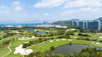 半山半岛三亚鹿回头高尔夫球会