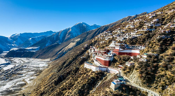 直贡梯寺天葬台