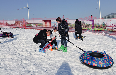 金湖荷花荡滑雪场第 1 张图片