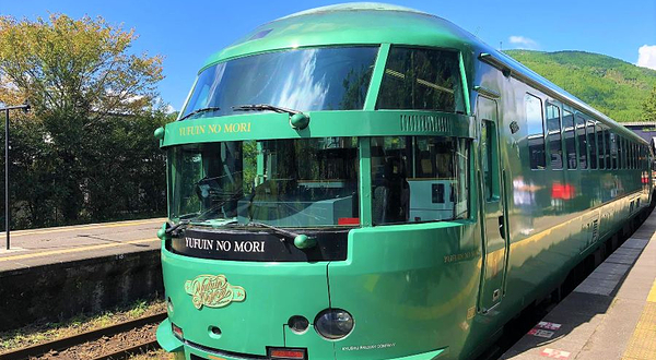 由布院之森观光列车