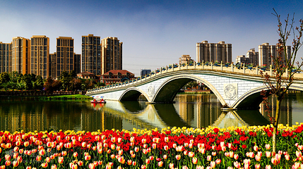 凤凰湖旅游景区第 2 张图片