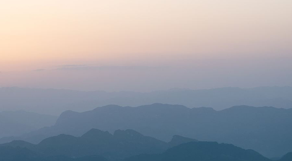 隆文老村风车山
