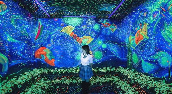 星空下的梵高艺术馆