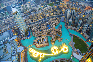 哈利法塔人工湖