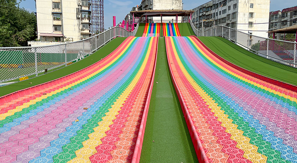 鱼梁洲丫丫世界亲子乐园