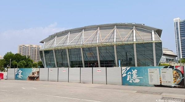 泉州市海峡体育中心体育场