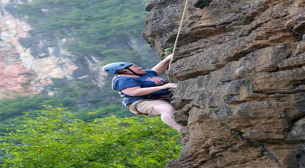 金猫山攀岩基地