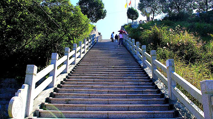 白云山登山步道第 1 张图片