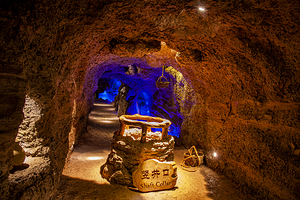 吐鲁番坎儿井地下水利工程