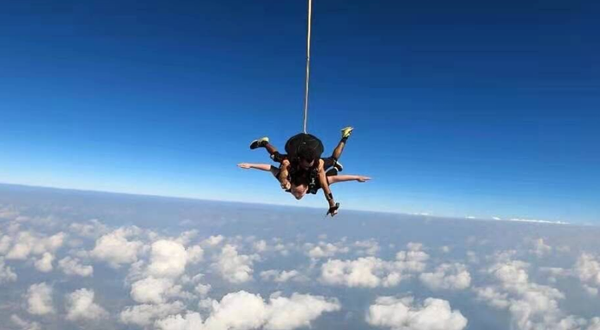 广东翔云跳伞俱乐部(深圳店)