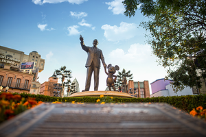 迪士尼探险世界