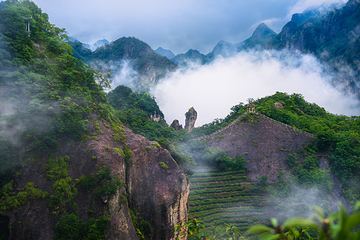 灵岩景区第 2 张图片