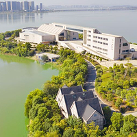 八里湖公园