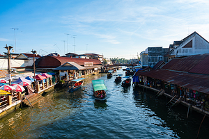 安帕瓦水上集市