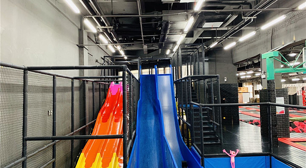 零重力蹦床空间·滑梯·海洋球·团建(奥特莱斯店)