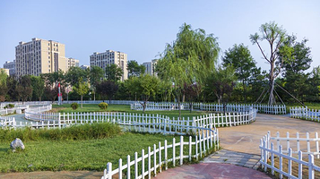 西郊砂石坑公园