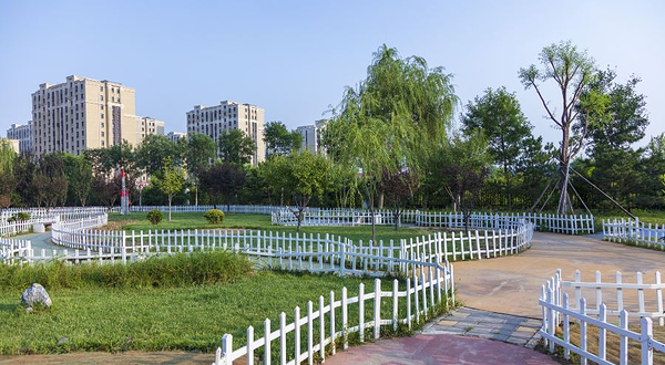 西郊砂石坑公园