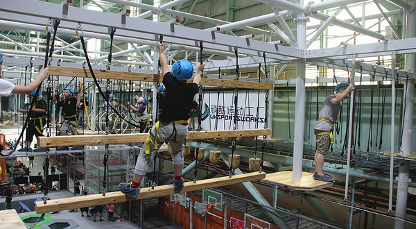 顽酷运动工厂·攀岩·蹦床·高空矩阵·综合馆