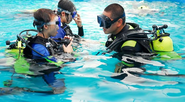 悠蓝国际潜水俱乐部